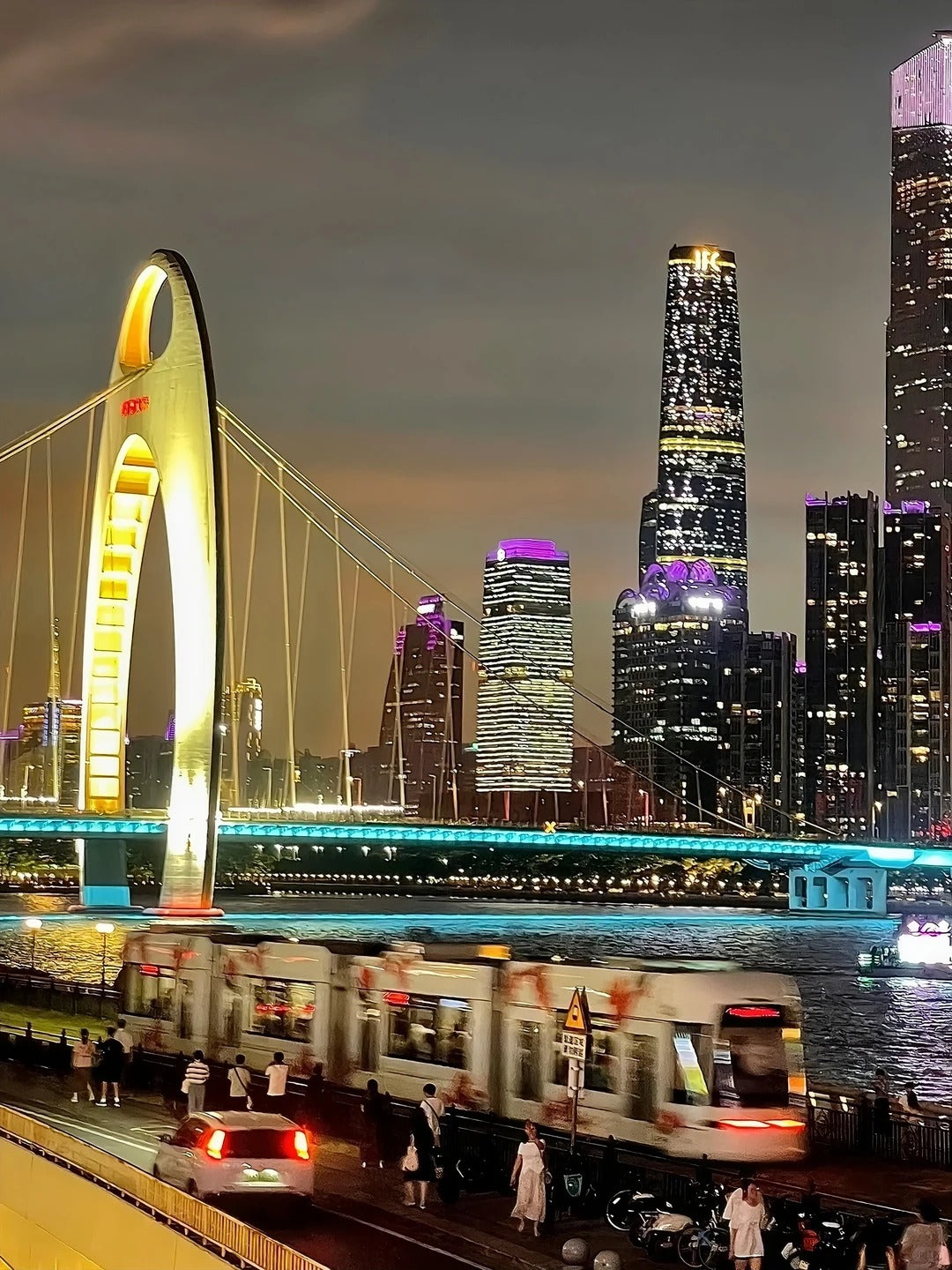 4-Day Guangzhou & Shenzhen: Lingnan Heritage, Skyline & Future Tech Journey。