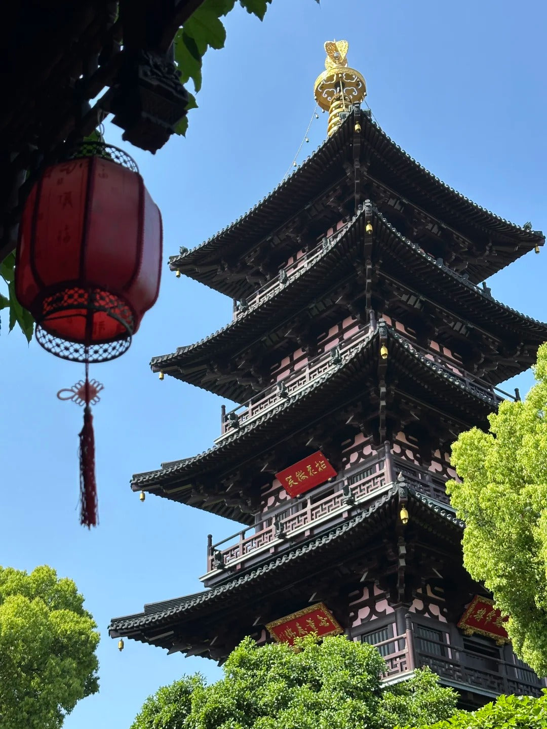 4-Day Jiangnan Water Towns & Hangzhou Heritage Journey
