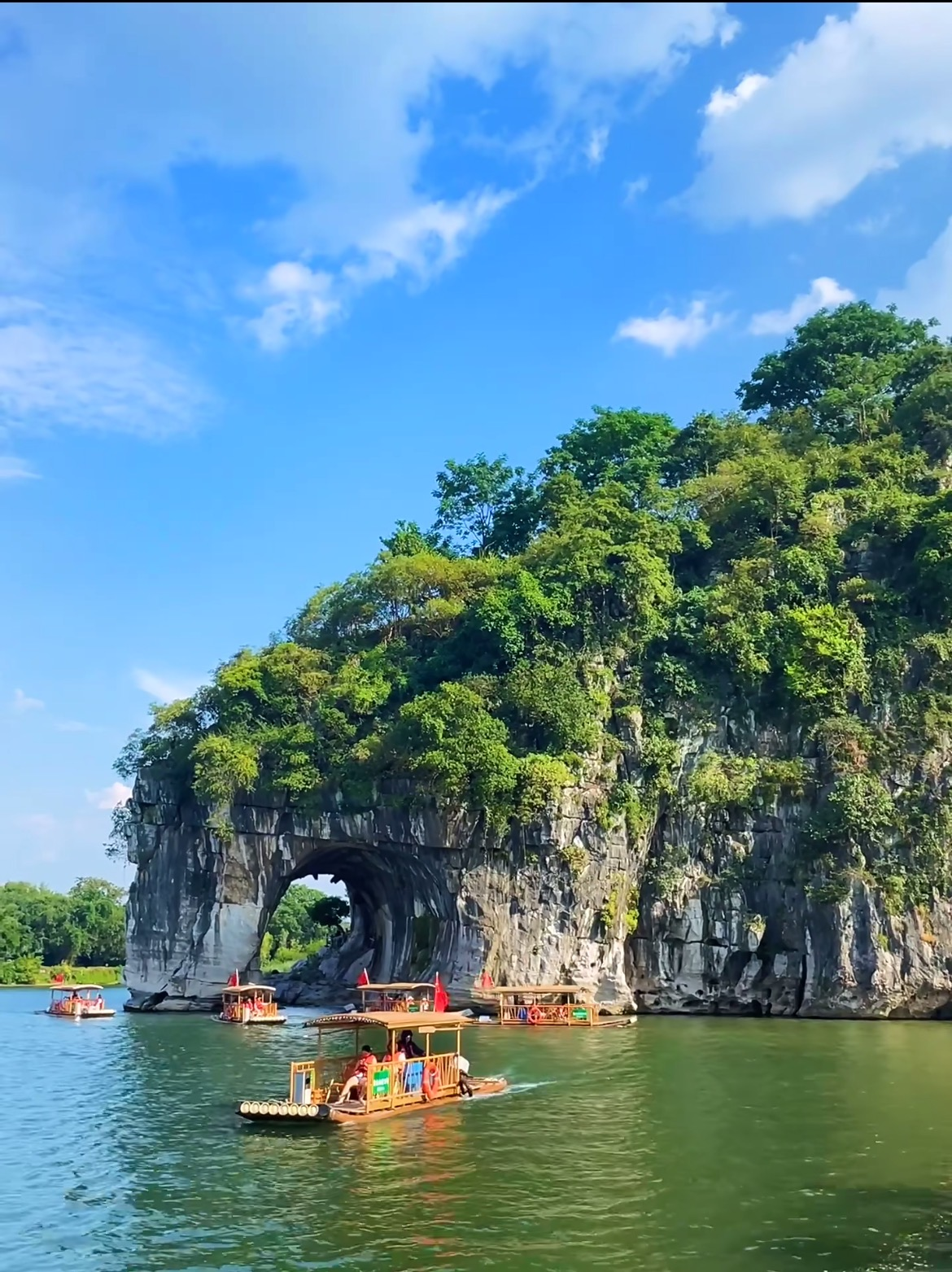 5 Days 4 Nights Premium Small Group Tour | Discover Yangshuo & Longji